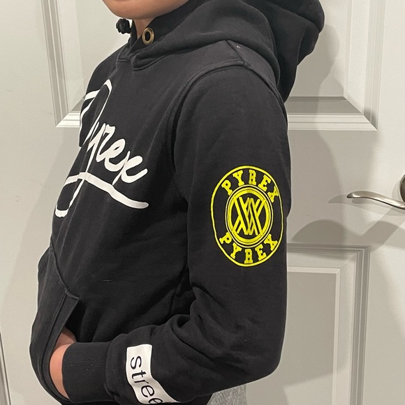 Pyrex sweatshirt bought in Italy - Picture 4 of 4